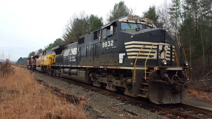 Photo of Almost the Final Coal Train of 2015
