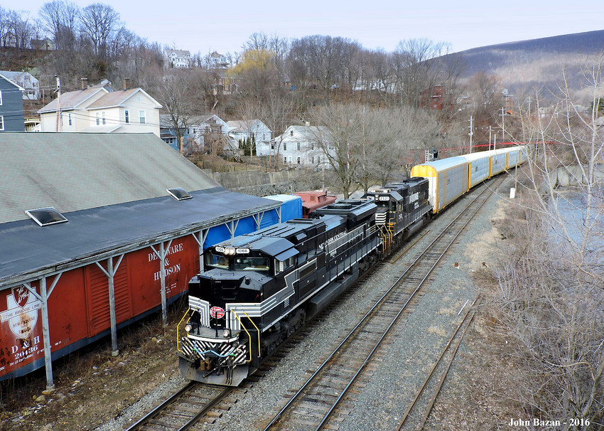 Photo of PAS Train 28N At North Adams, MA