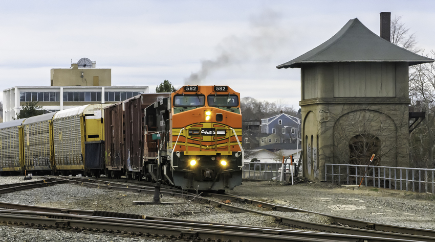 Photo of P&W Freight Leaves Worcester for Gardner with PW 582