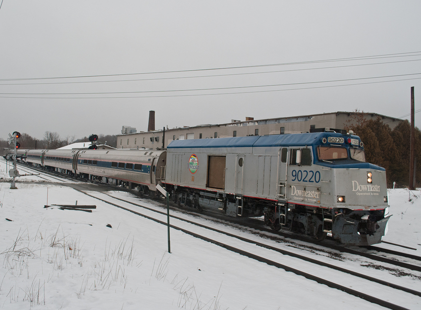 Photo of Amtrak 686 at Ward Hill