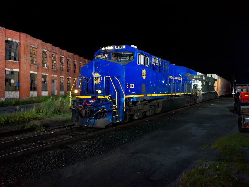 Photo of NS 8103 in Hoosick Falls leading I87.