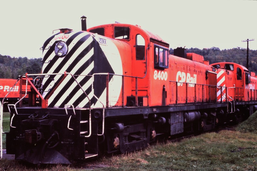 Photo of CP Rail RS-2 8400 in dead line,Newport,VT