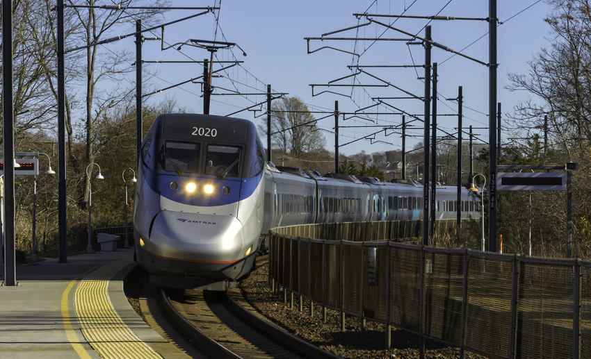 Photo of Westbound Acela at Mystic on Thanksgiving Wednesday