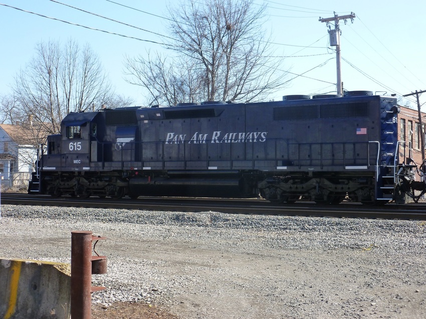 Photo of PAR 615 waits at CPR-FR in Lawrence.