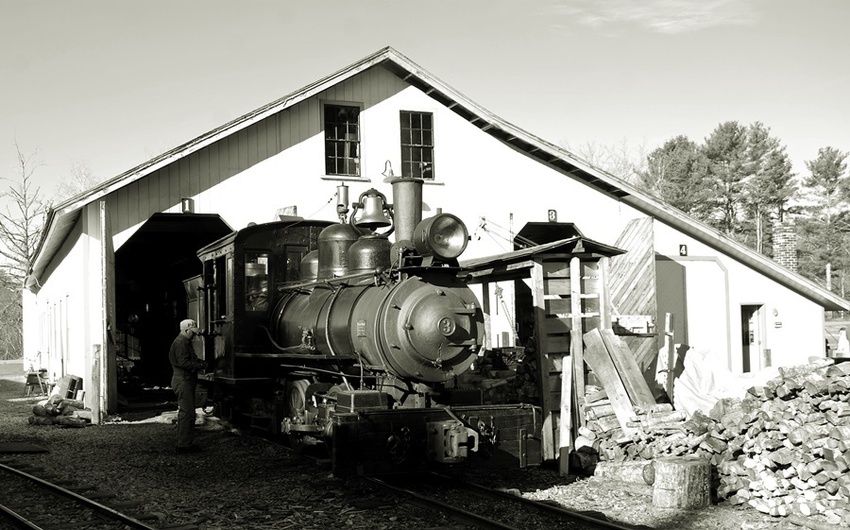 Photo of Monson Railroad no. 3