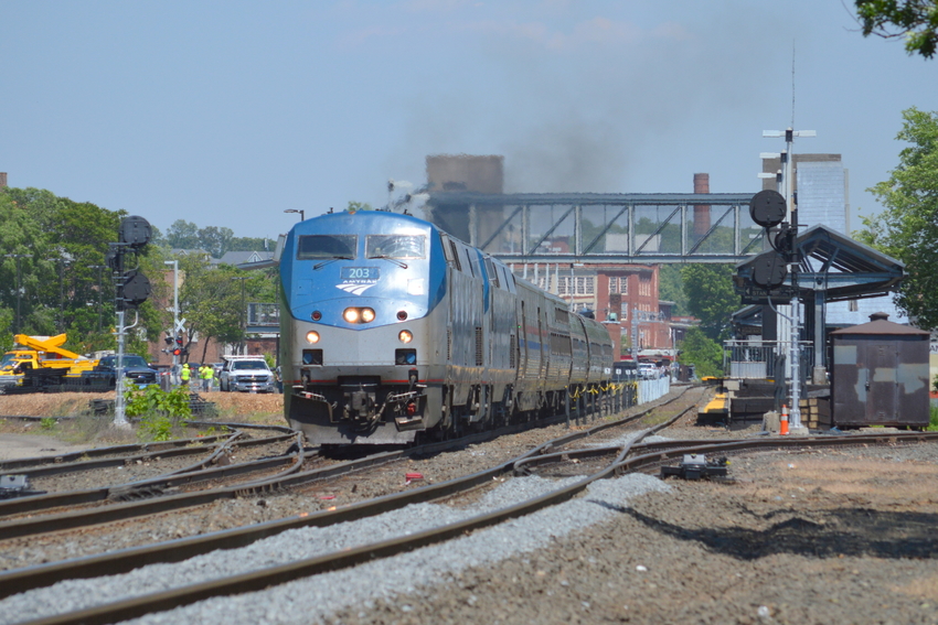 Photo of Amtrak 449 at Framingham
