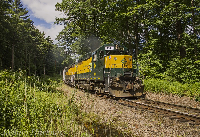 Photo of Housatonic Railroad Train NX-12 at Ice Glen
