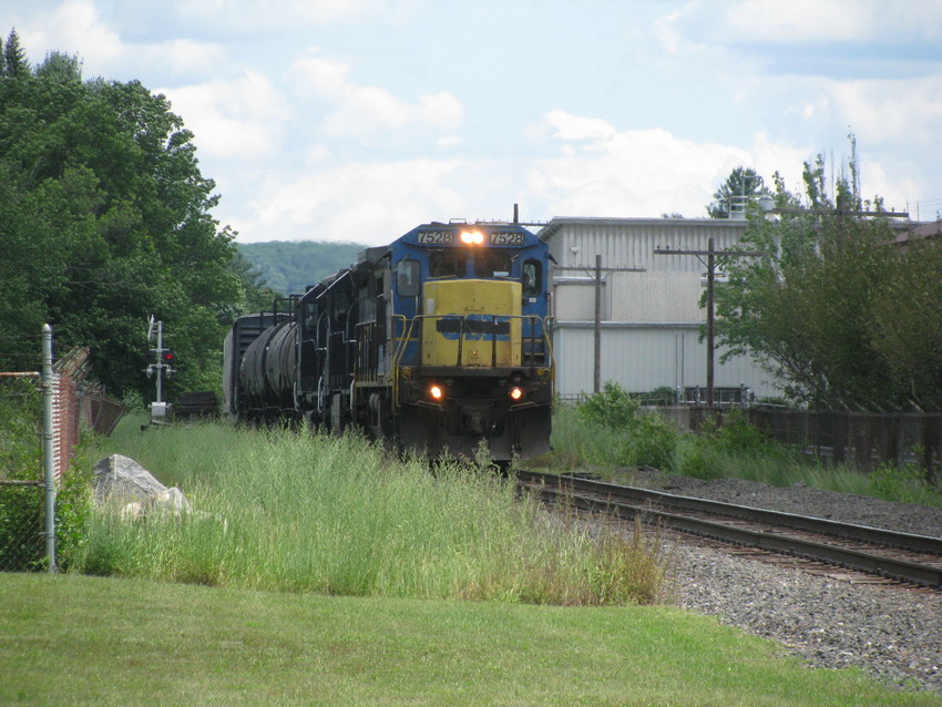 Photo of train ed-9 going by orange ma on 6-28-2017