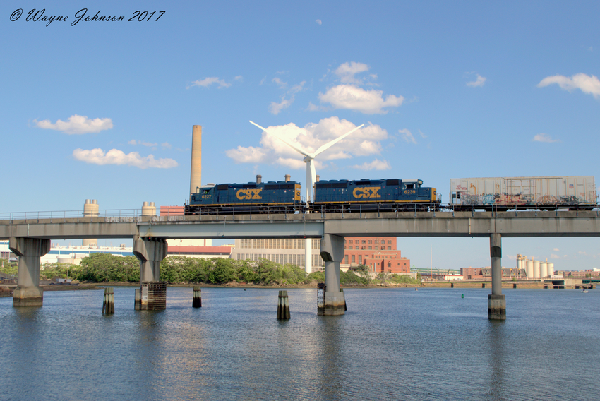 Photo of B721 Crossing the Mystic River