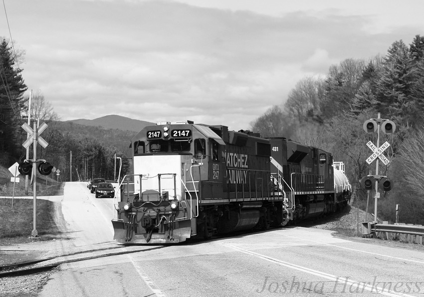 Photo of GMRC Train 263-27 at East Clarendon