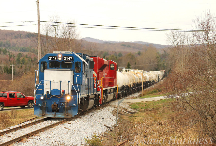 Photo of GMRC Train 263-27 at Mount Holly