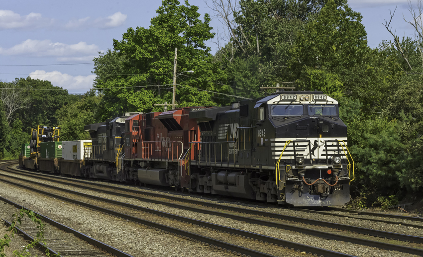 Photo of 23K at Ayer with Former INRD SD9043MAC NS 7337