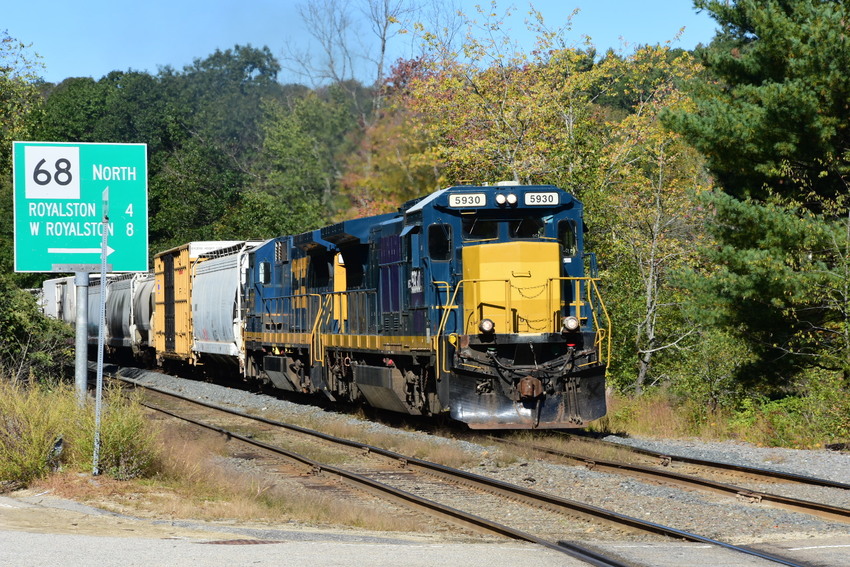Photo of PanAm train ED8 Royalston