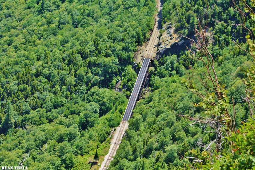 Photo of A look down to Willey Brook bridge