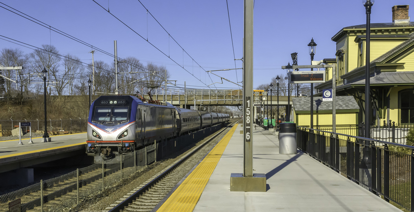 Photo of Amtrak Train 175 Pulling into Kingston Station
