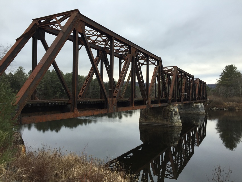 Photo of MEC bridge over Connecticut River in Dalton, NH