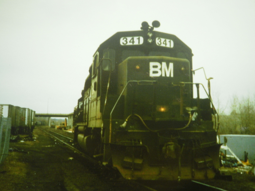 Photo of BM 341 ex penn central paint