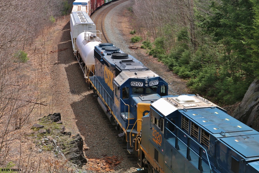 Photo of CSX westbound in Chester