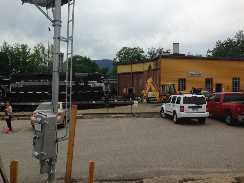 Photo of Ex. Finger Lakes Geep 1751 at North Conway Turntable