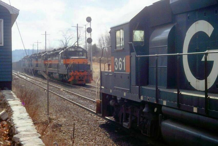 Photo of B&M 361 East Meets ST 623 West At Gardner