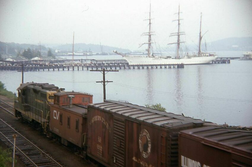 Photo of CV Switching at New London
