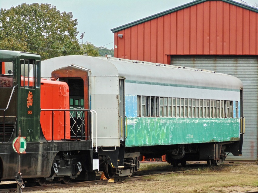 Photo of 400 series coach mid-restoration