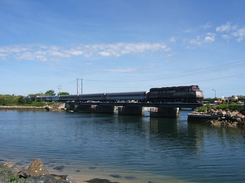 Photo of Cape Flyer crossing new Cohasset Narrows RR Bridge