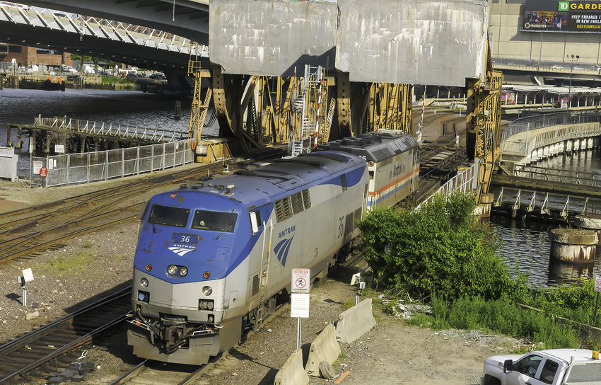 Photo of Amtrak Power Off the Rear of Train 686  Leaving North Station