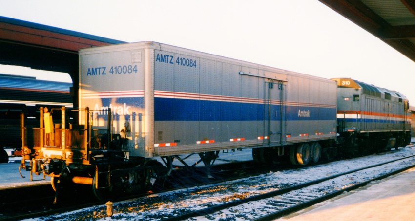 Photo of Amtrak F40 with Roadrailer awaits 449's Arrival at Springfield