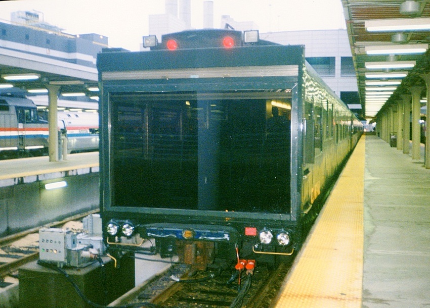 Photo of Conrail OCS theatre car at South Station