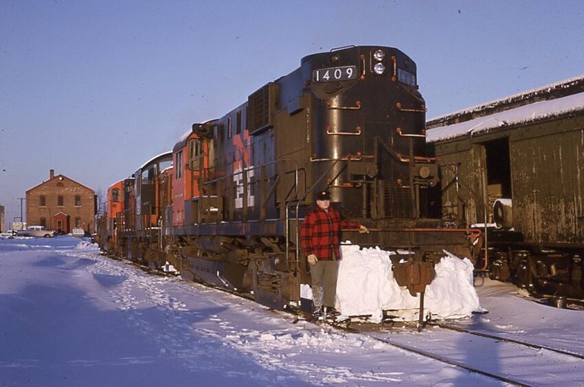 Photo of A Cold Day, Even For A Railfan