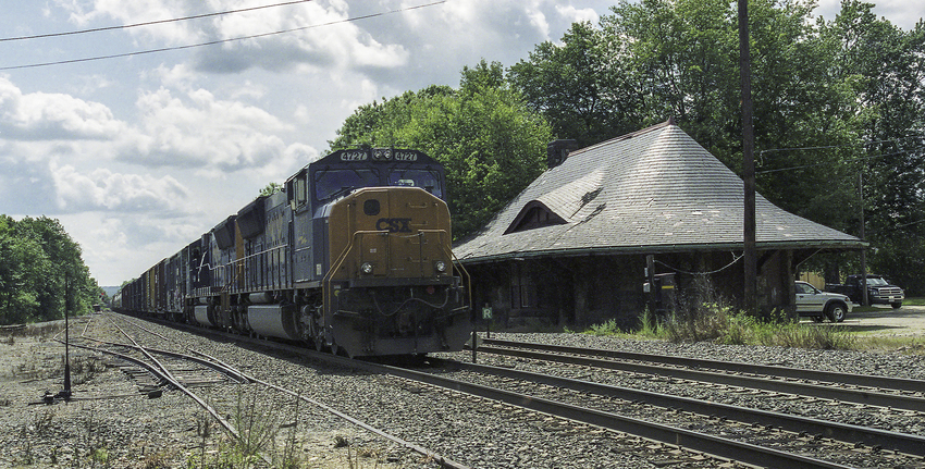 Photo of CSX Eastbound Freight Passing East Brookfield Depot