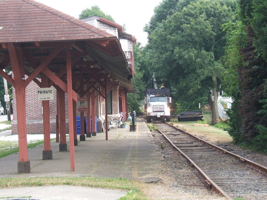 Photo of Railworks approaching Monument Beach RR Station