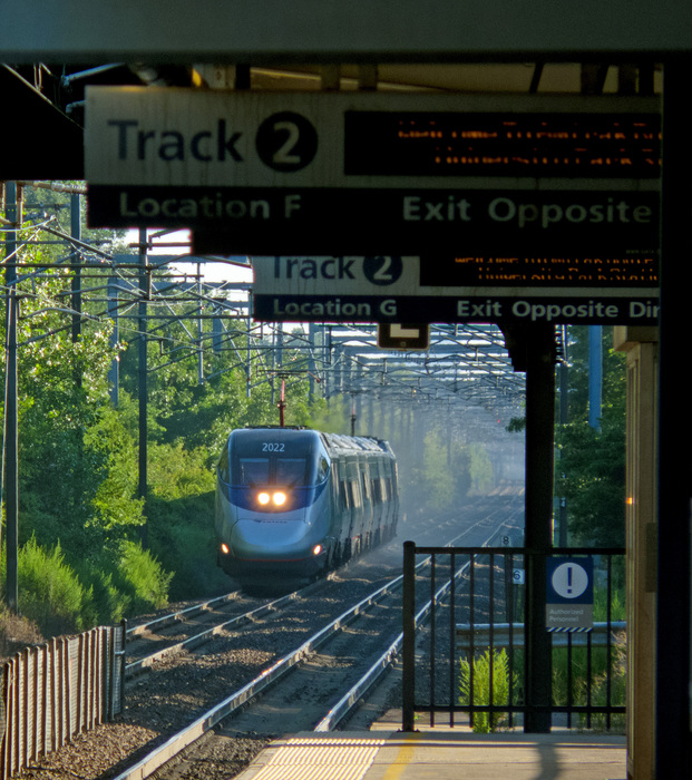 Photo of Southbound Acela 2155 slows for Rte 128