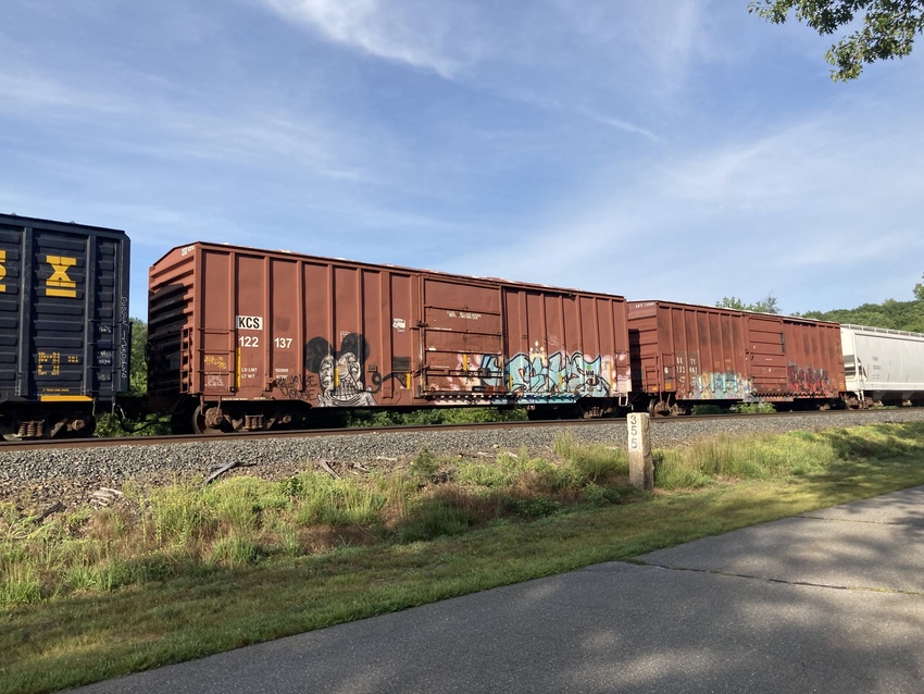 Photo of A Relatively Clean Looking Kansas City Southern Box in 2020
