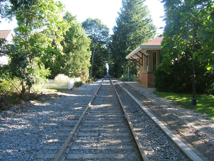 Photo of Cataumet, MA RR Station - Looking South