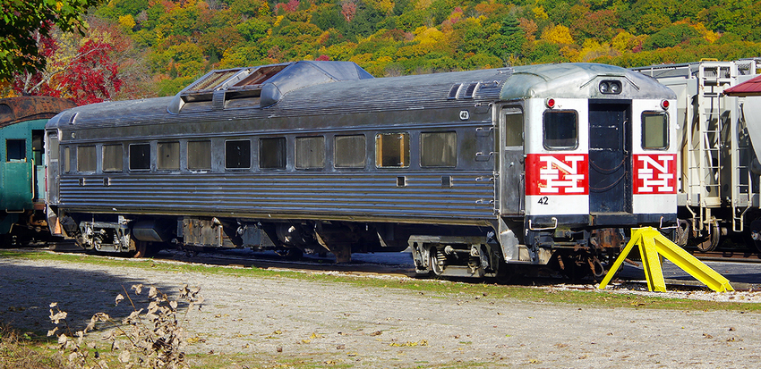 Photo of New Haven Railroad Budd RDC-1 No. 42