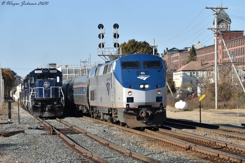 Photo of Amtrak 681 at Frost