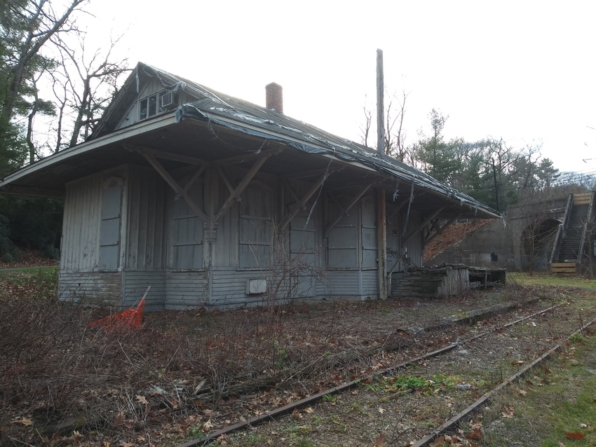 Photo of Weston Depot in Dec. 2020