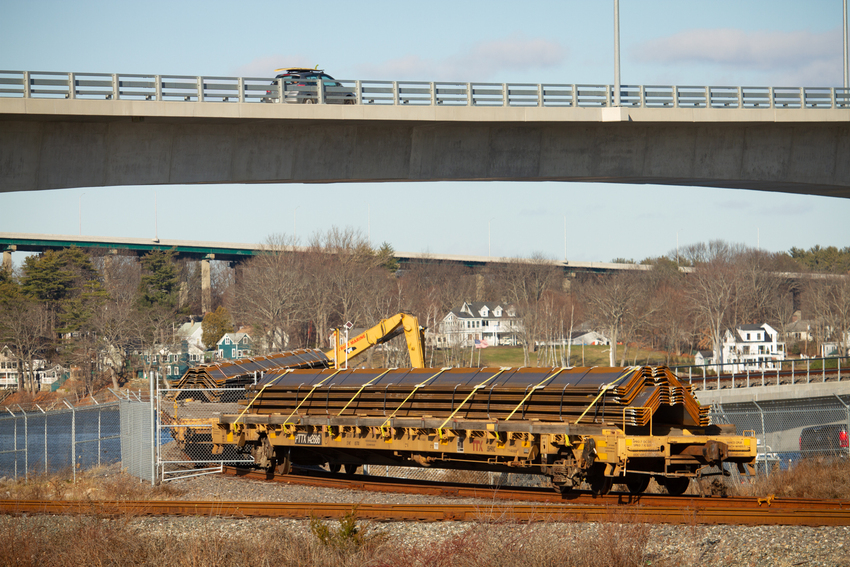 Photo of Steel on the Sara Long Bridge Spur for PNSY