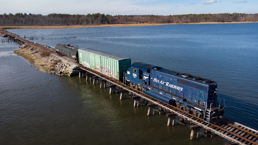 Photo of DO-1 506 Crossing Great Bay Trestle