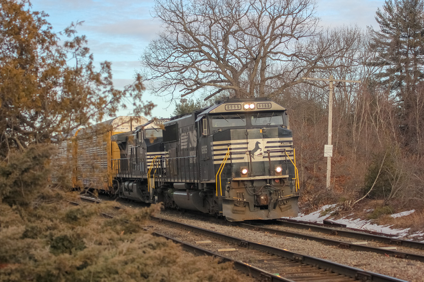 Photo of NS 6965 and NS 4321 in the Willows