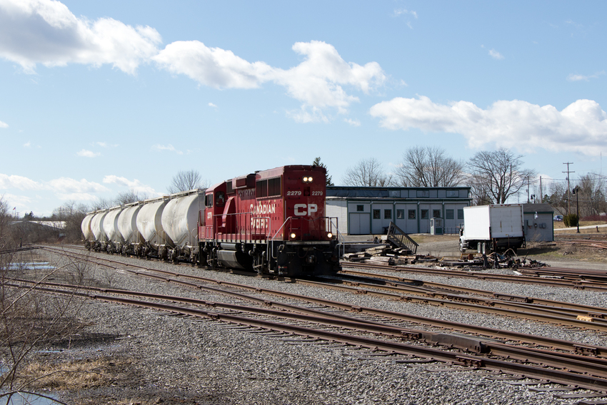 Photo of CP 2279 Leads the Cement Shuttle Through Rockland Yard