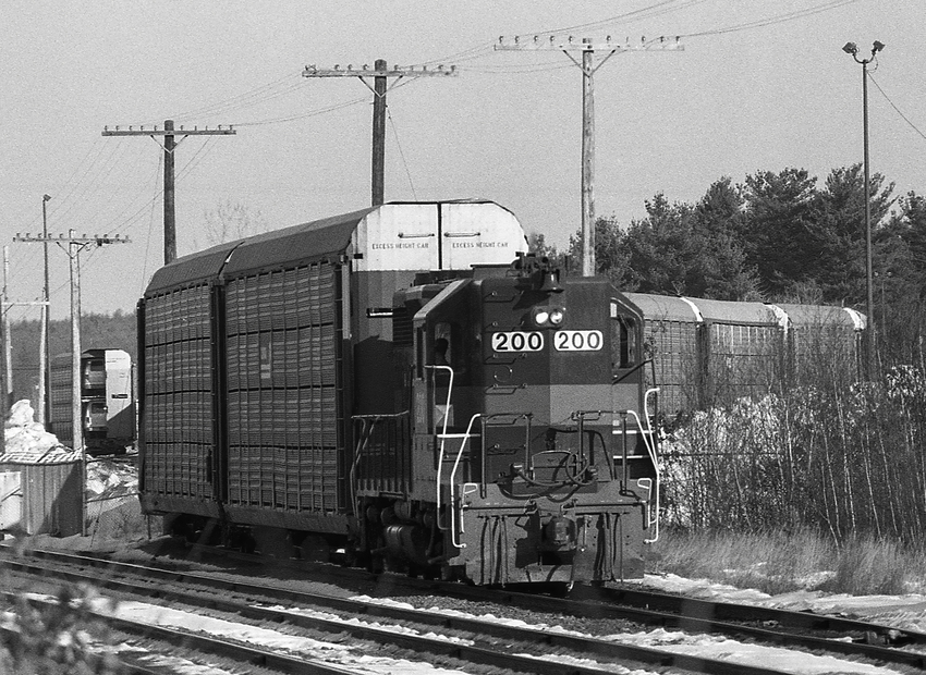 Photo of Switching the Old Ford Unloading Facility:  Ayer 1995