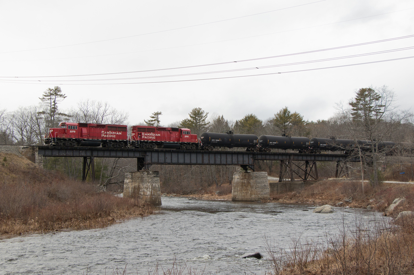 Photo of CP 2279 Leads F13 at Marsh Stream
