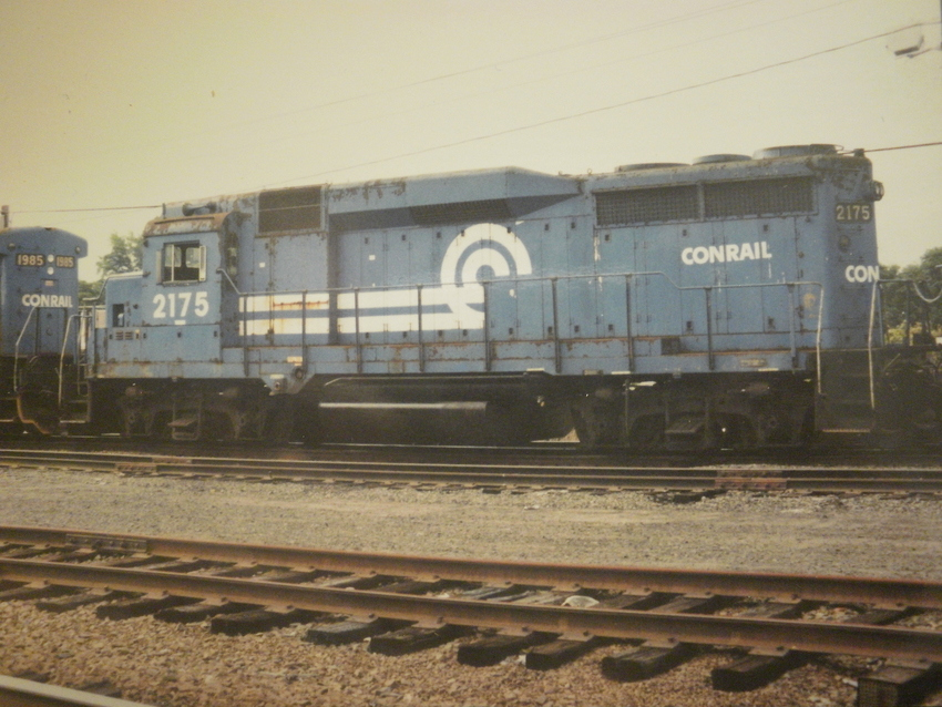 Photo of CR #2175  blt 1962 at W.Springfield