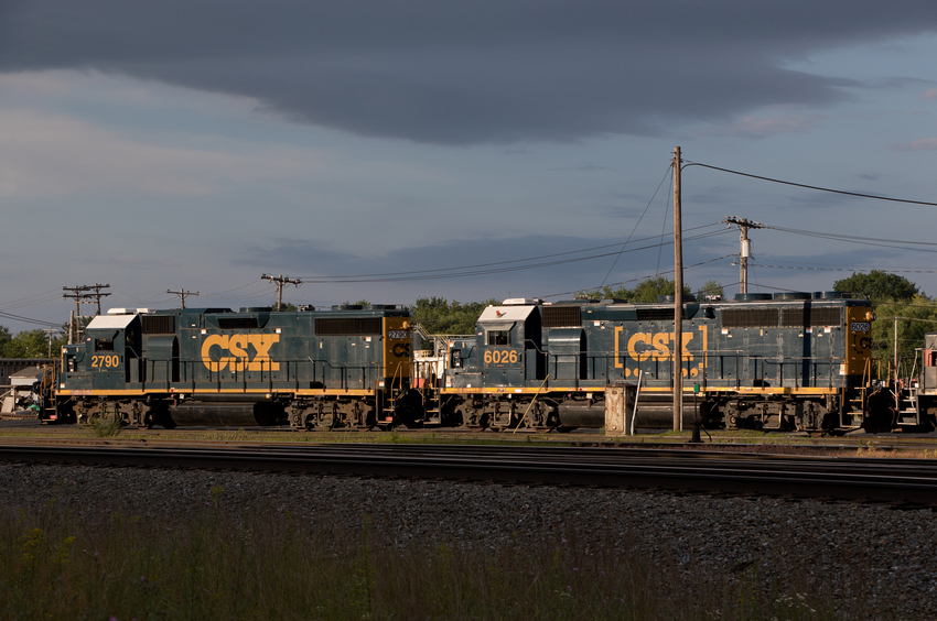 Photo of CSX Geeps at Rigby
