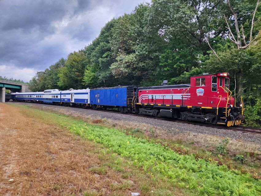 Photo of P&L 105 with Cafe Lafayette Dinner Train