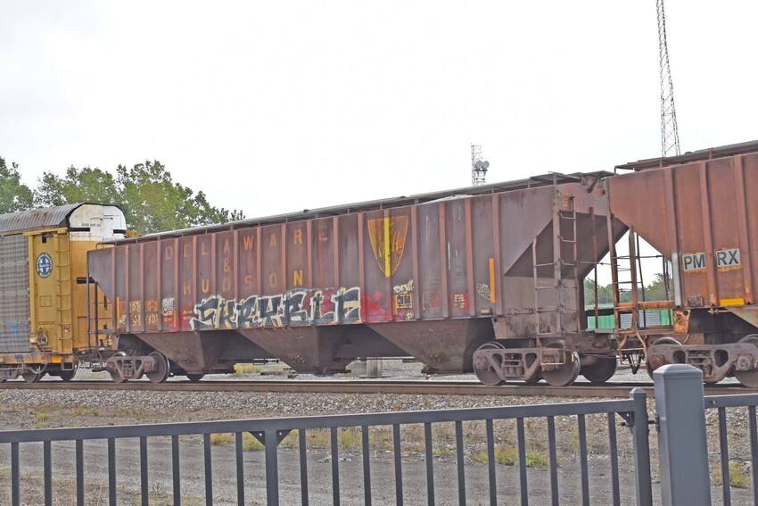 Photo of D&H covered hopper