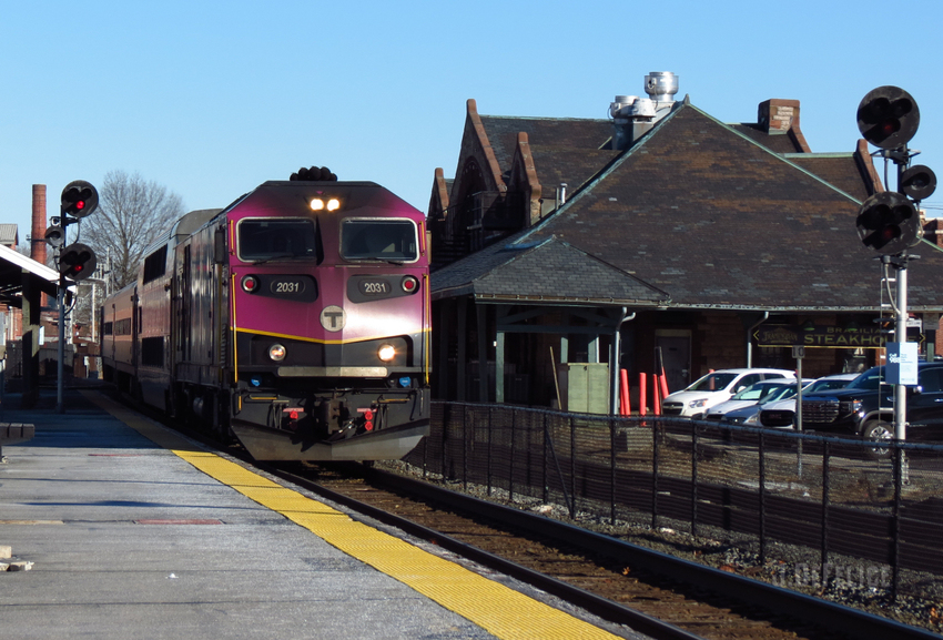 Photo of Outbound MBTA Commuter at Framingham MA
